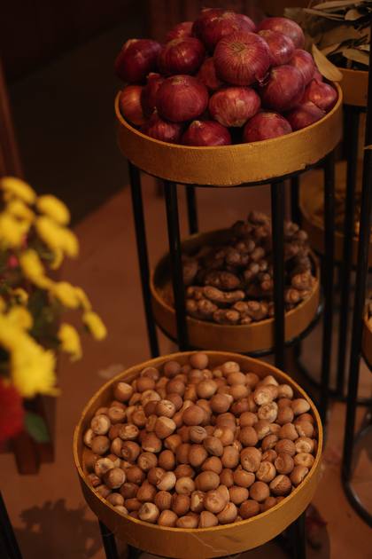 Photo-op and Floral detail — Pelikuthuru decor — ITC Grand Goa